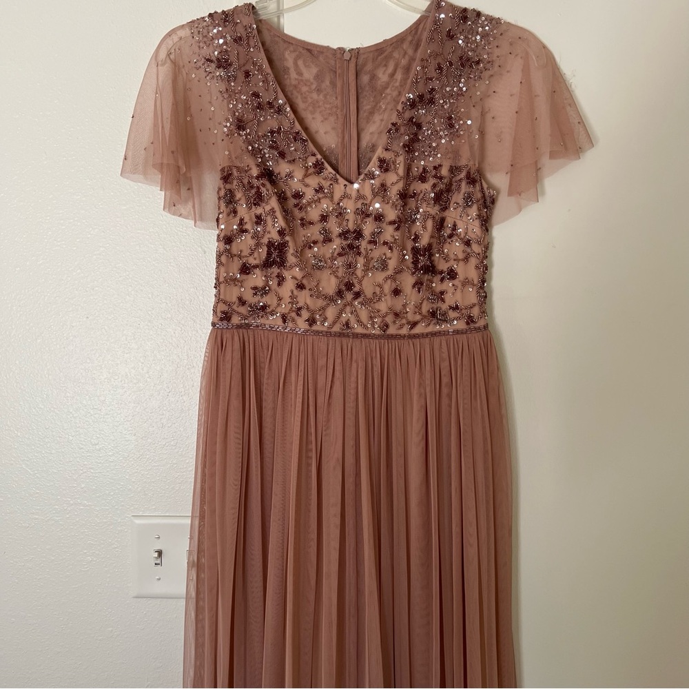 Adrianna Papell Gown - Picture 2 of 12